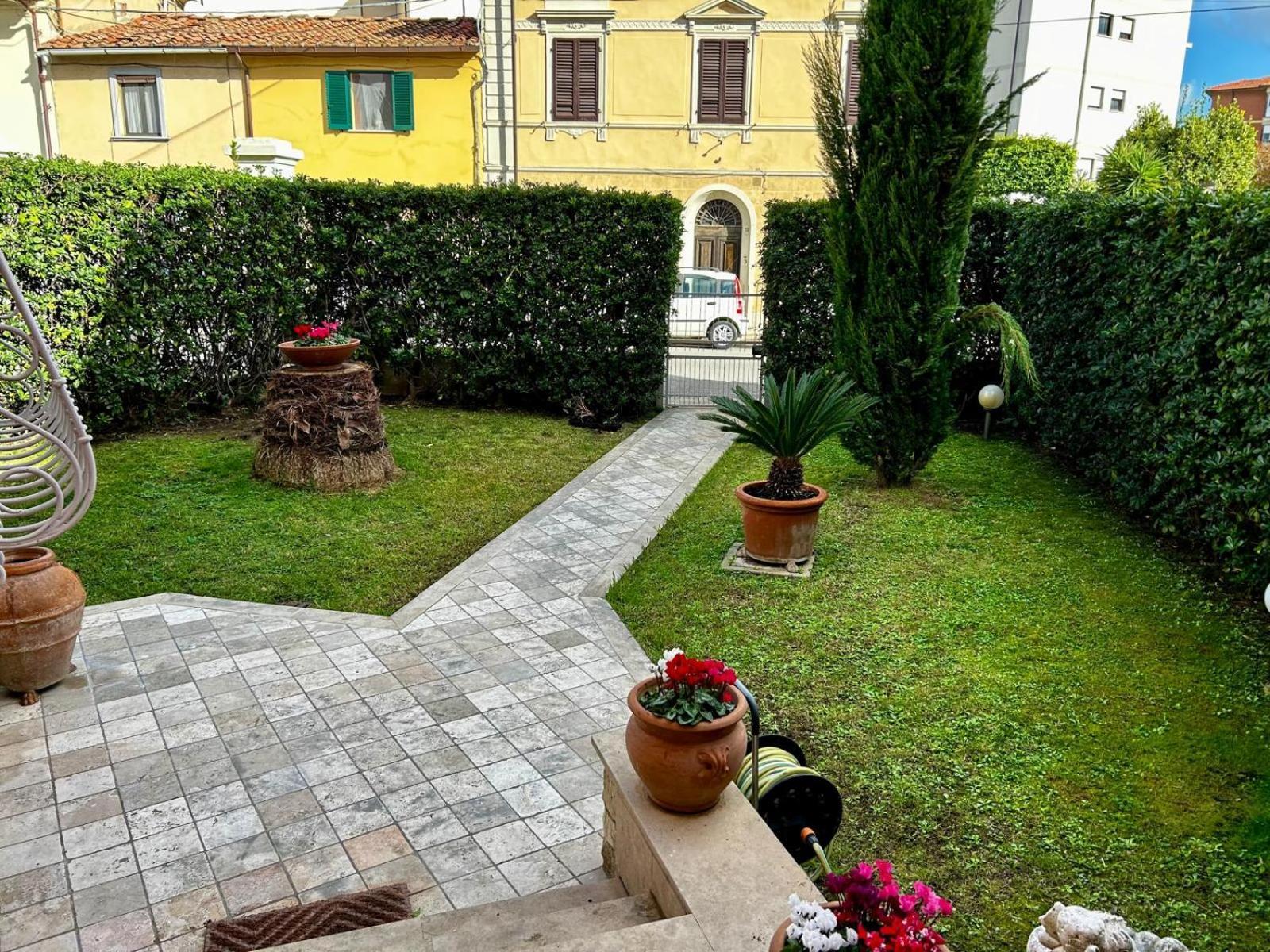 Il Villino Di Monic Pisa Centro Villa Ngoại thất bức ảnh